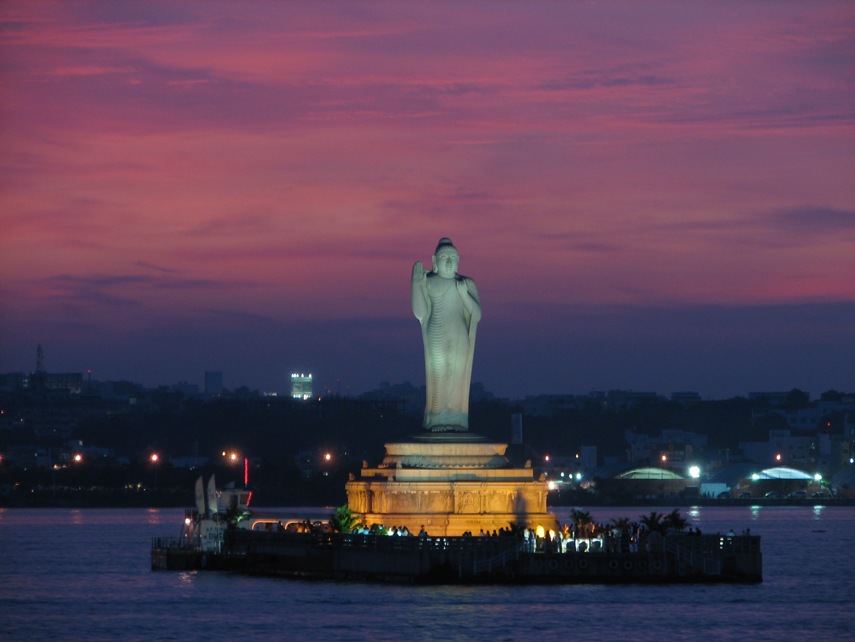 Hussain Sagar Lake Tourist Places in Hyderabad