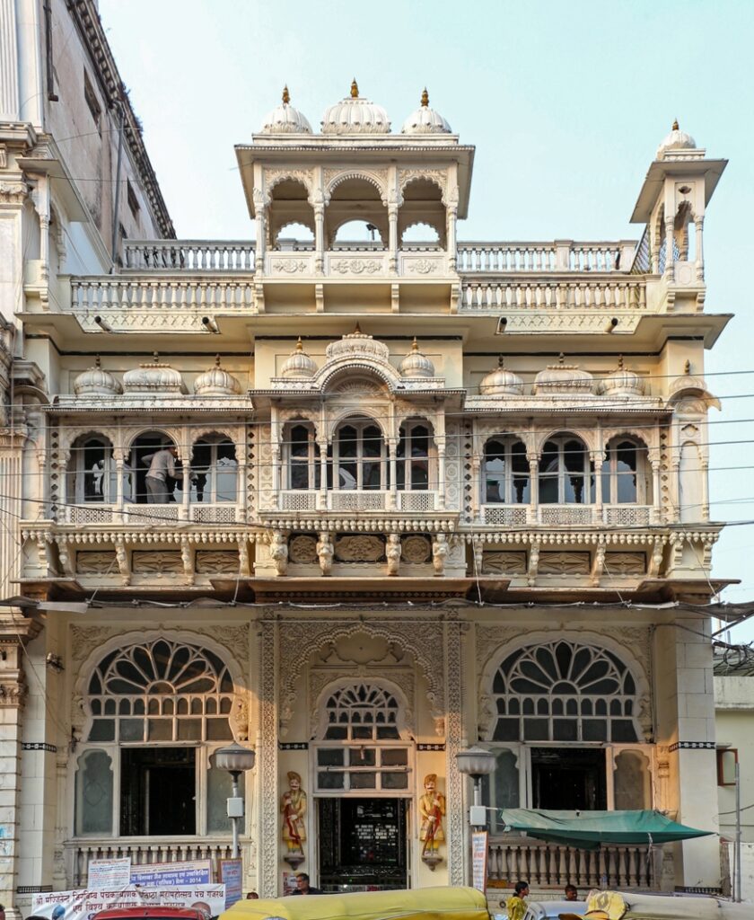 Kanch Mandir Tourist Places in Indore