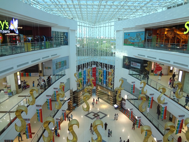 Lulu Mall Tourist Places in Kochi