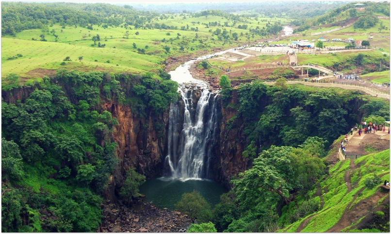 Patalpani Waterfall Tourist Places in Indore