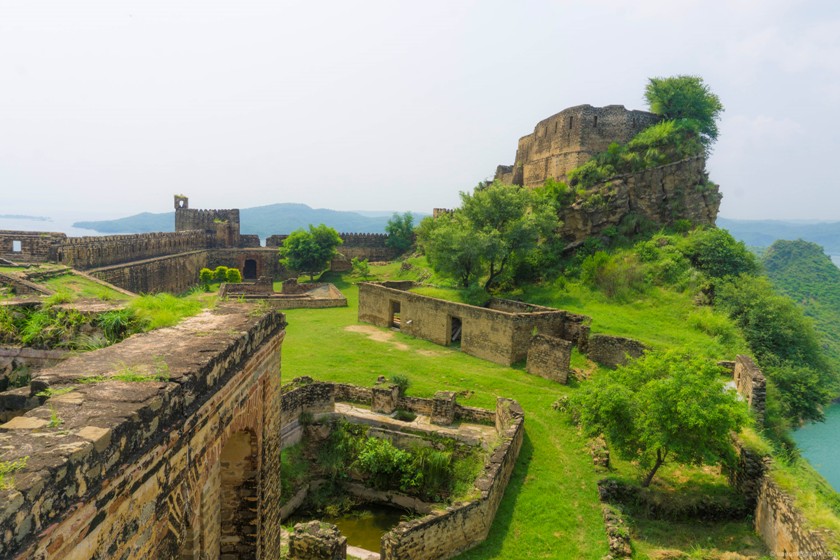 Ramkot Tourist Places in Ayodhya