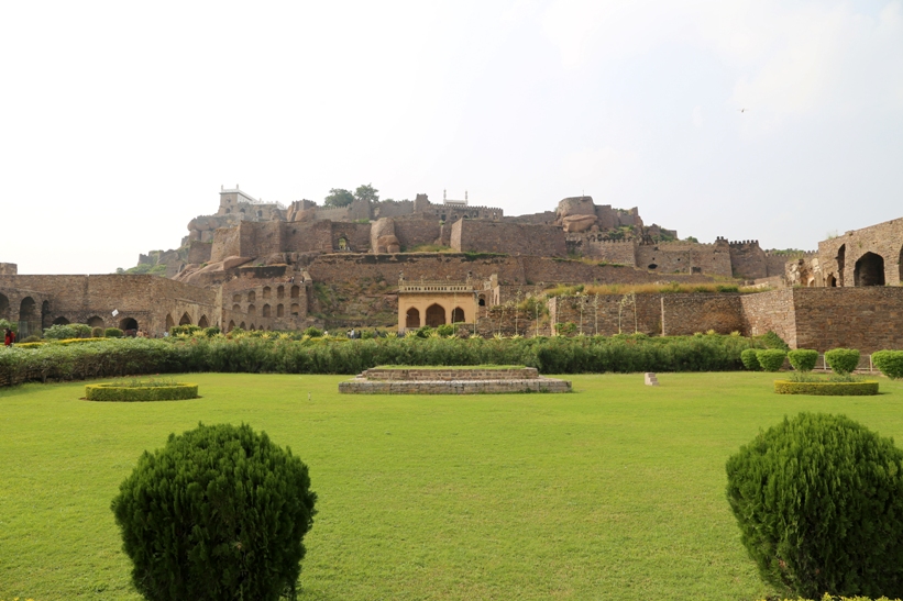 Golconda Fort Tourist Places in Hyderabad