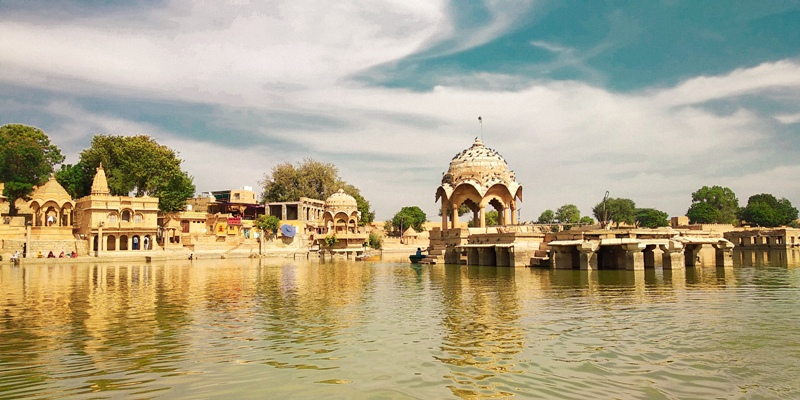 Gadisar Lake Tourist Places in Jaisalmer