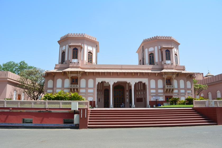 Gopipura Tourist Places in Surat