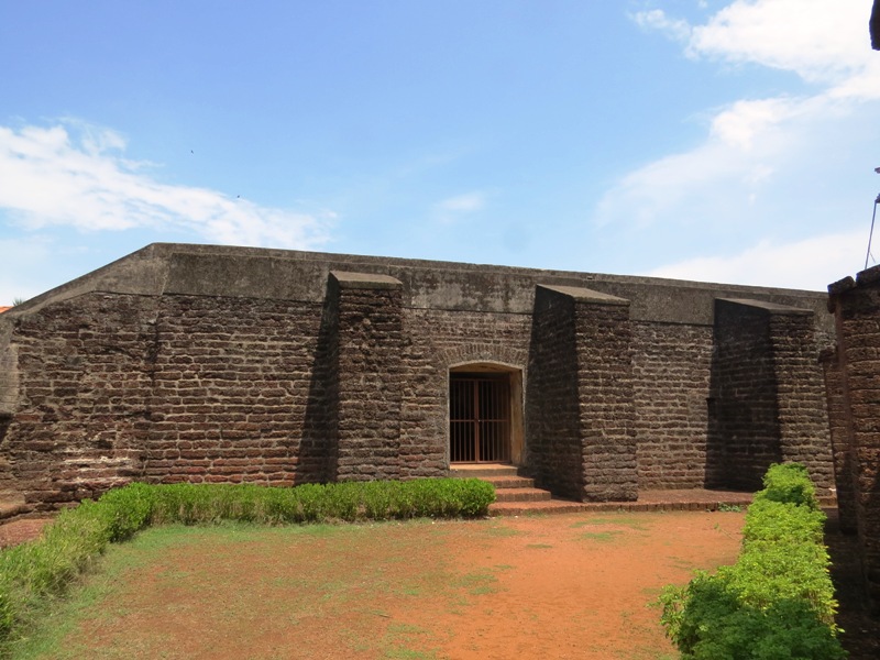 St. Angelo Fort Tourist Places in Kannur